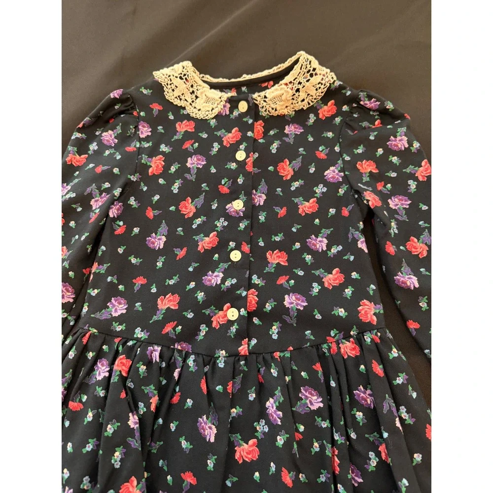 Vintage Floral Tiered Dress Black Red Purple Lace Collar Long Sleeve